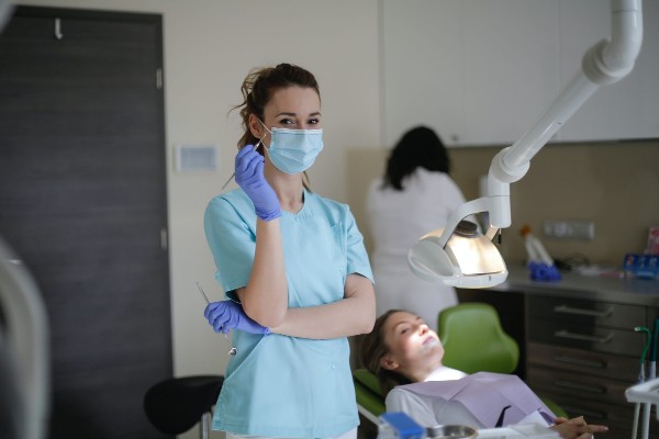 اوسبيلدونغ مساعد طبيب الأسنان